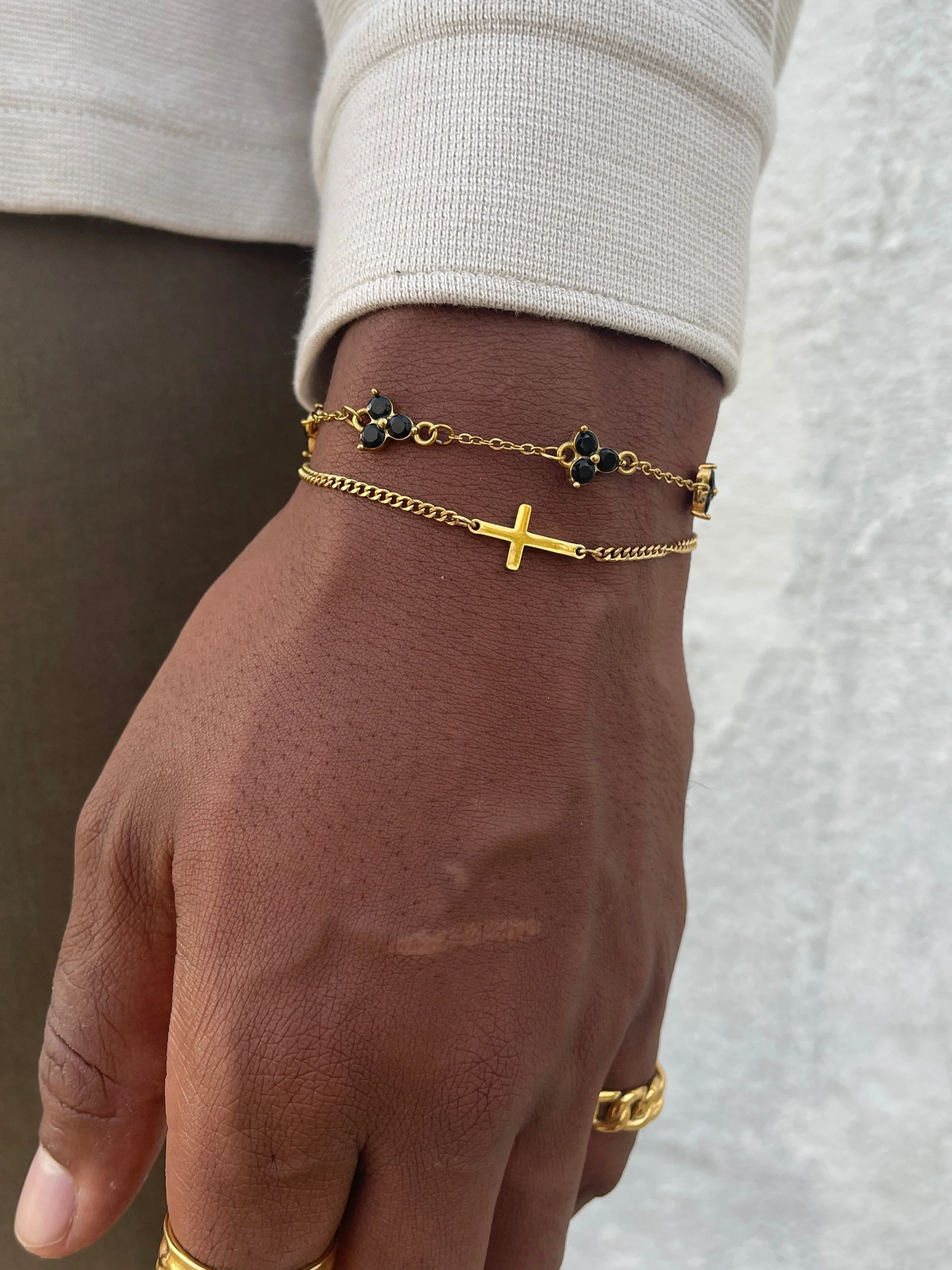 CROSS BRACELET | 18K Gold - Image 7