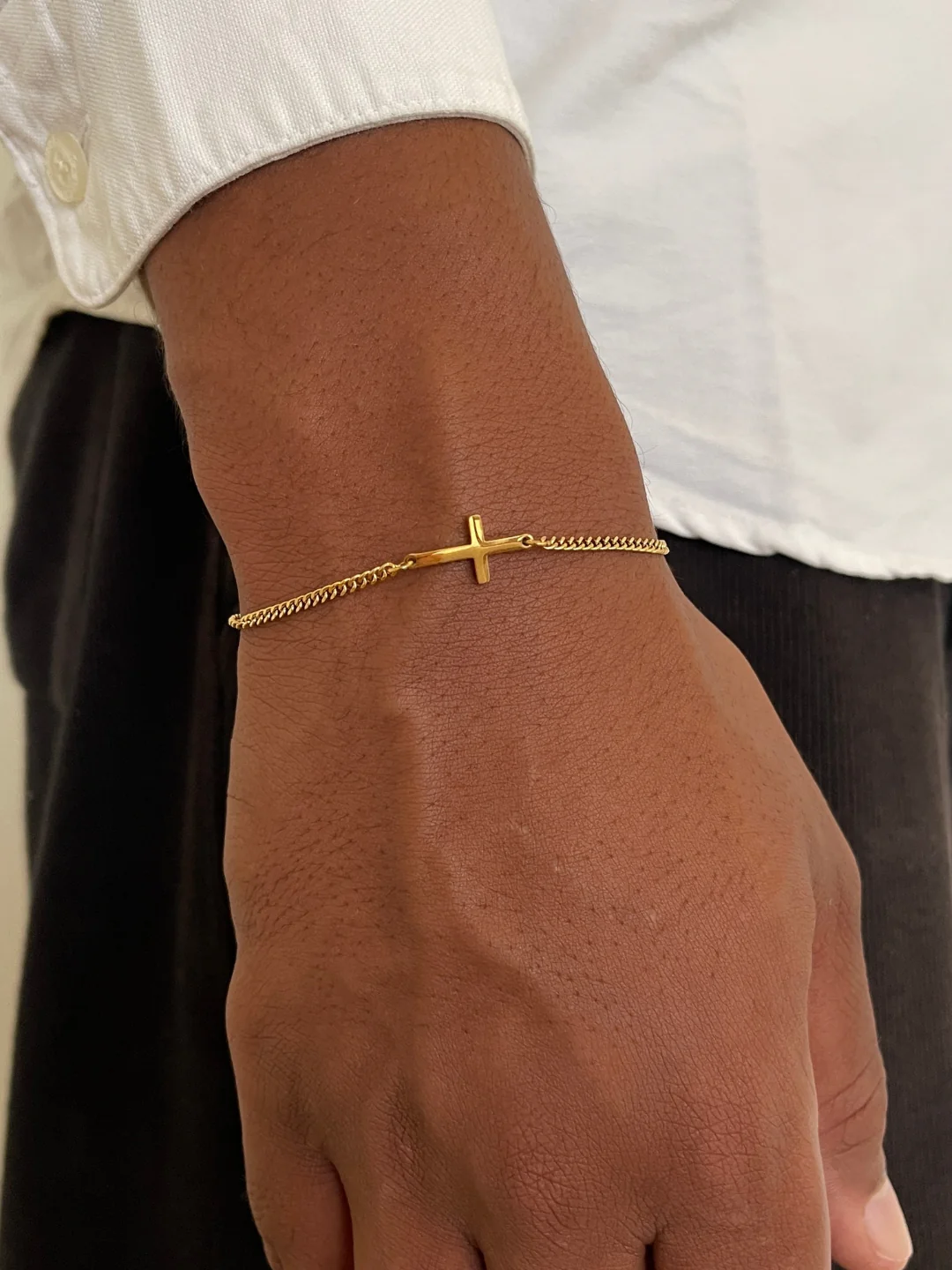 CROSS BRACELET | 18K Gold - Image 8