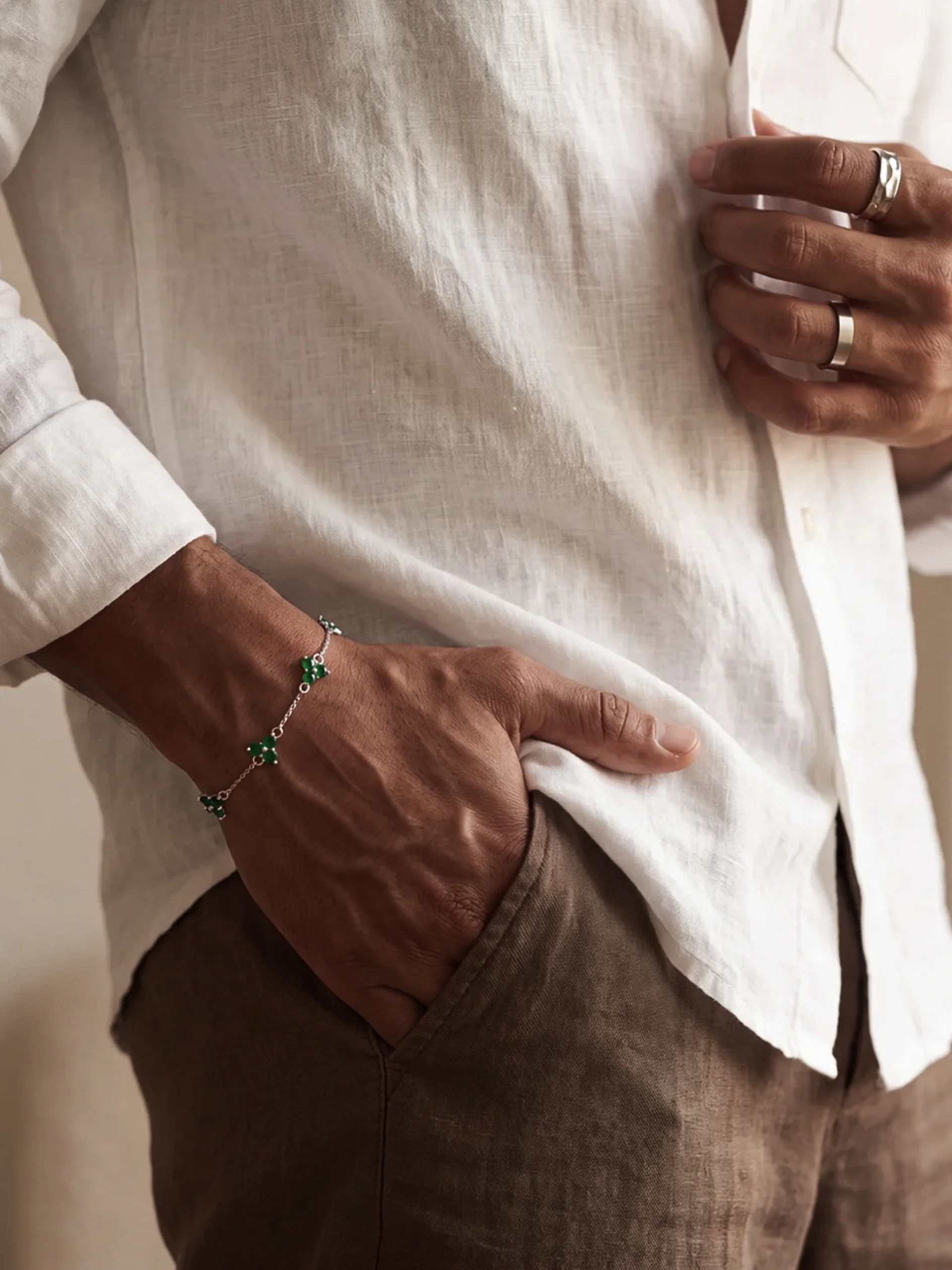 GREEN CLOVER BRACELET | Silver - Image 6
