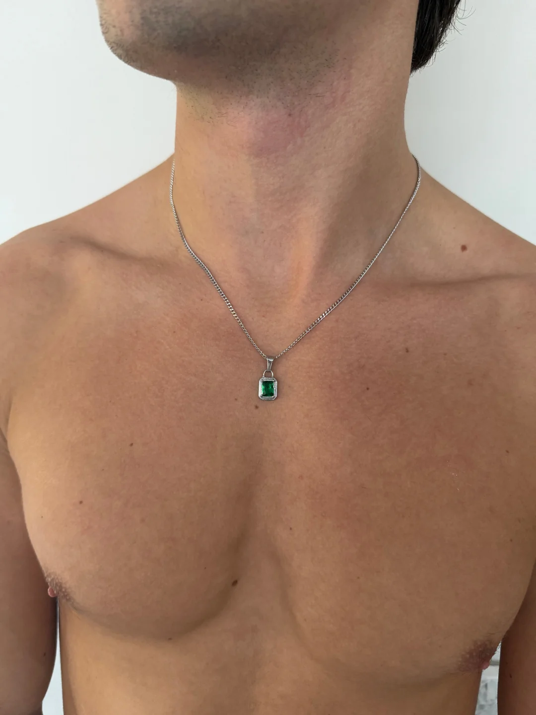 GREEN GEMSTONE CHAIN | Silver - Image 4
