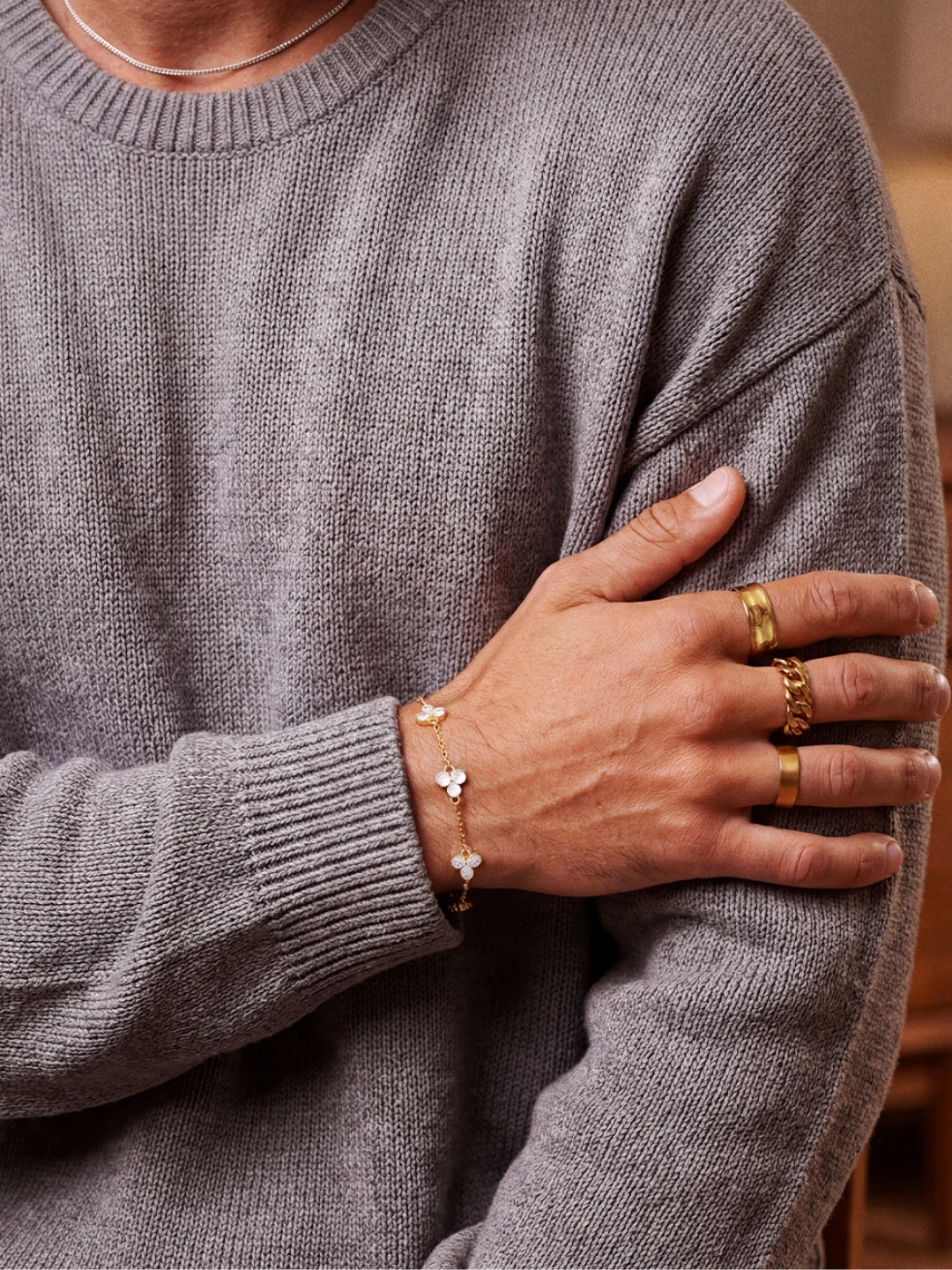 WHITE CLOVER BRACELET | 18K Gold - Image 5